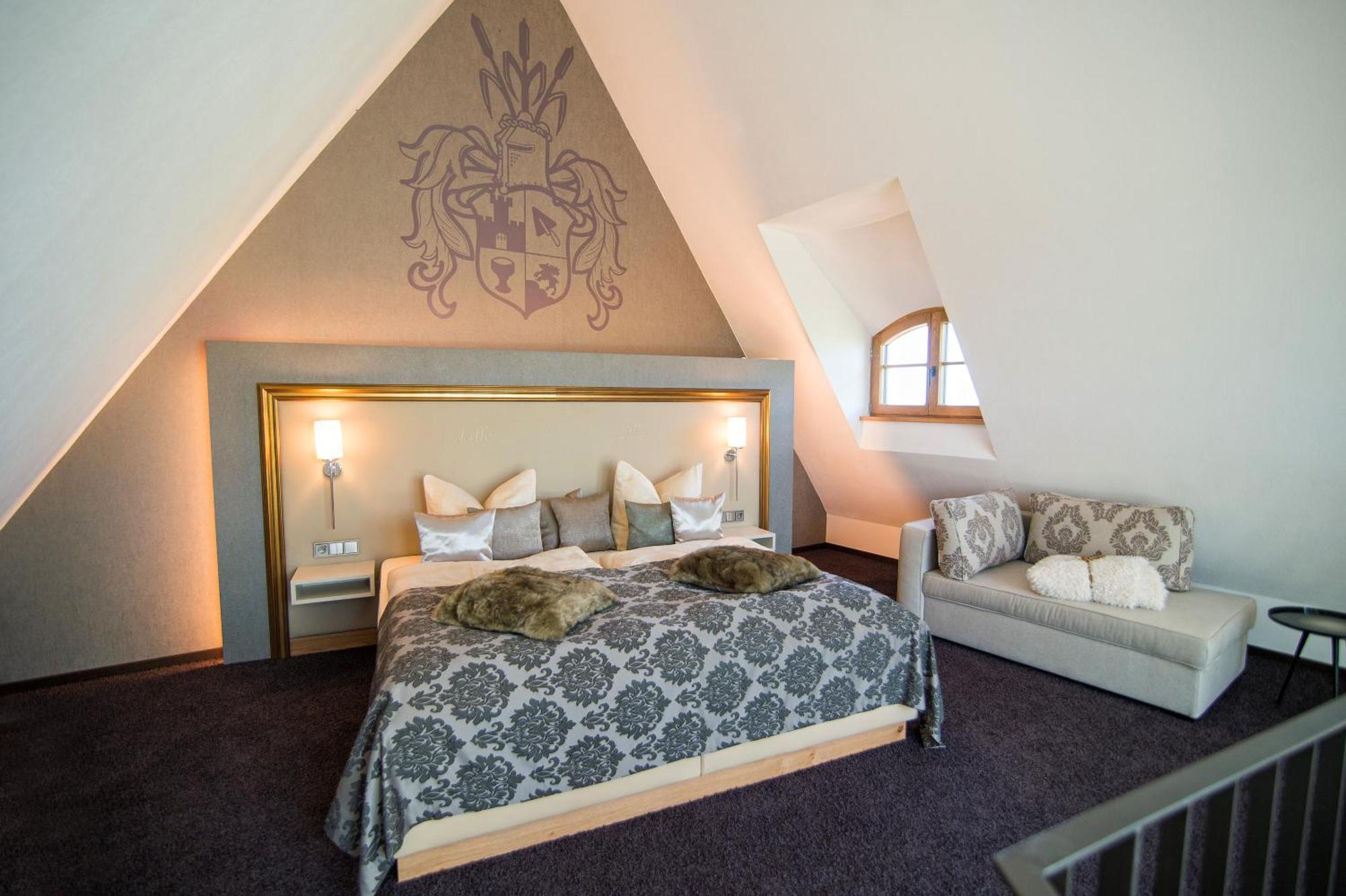 Burg Colmberg Hotel Ngoại thất bức ảnh